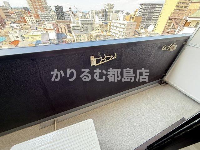 ロイヤルイーストのバルコニー