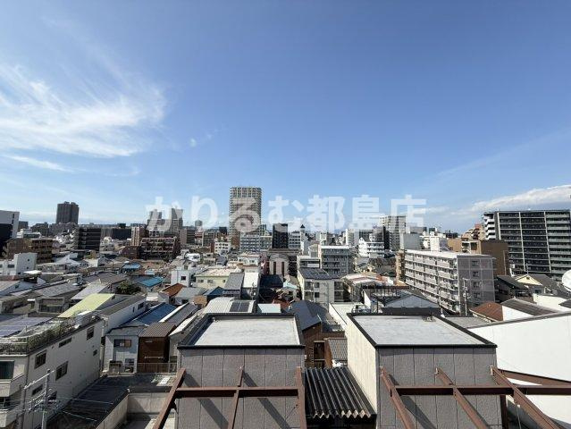 ロイヤルイーストの展望