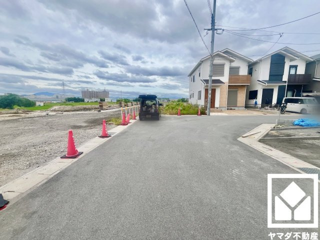 伏見区久我御旅町　第1　の前面道路含む現地写真