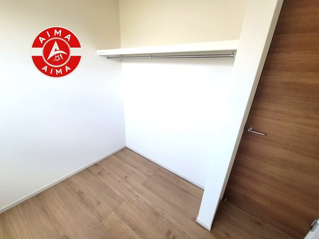 糟屋郡志免町南里3丁目第1-1棟（1号棟）の子供部屋|柔らかい陽光が差し込む明るいお部屋を演出する設計。彩光の取れる窓が気持ちの良いお部屋を創り上げます。