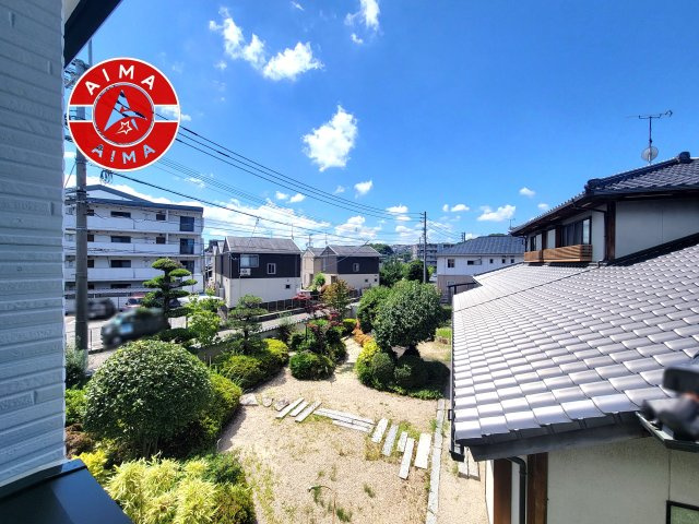 糟屋郡志免町南里3丁目第1-1棟（1号棟）の展望|窓から緑が見える物件も魅力的です。