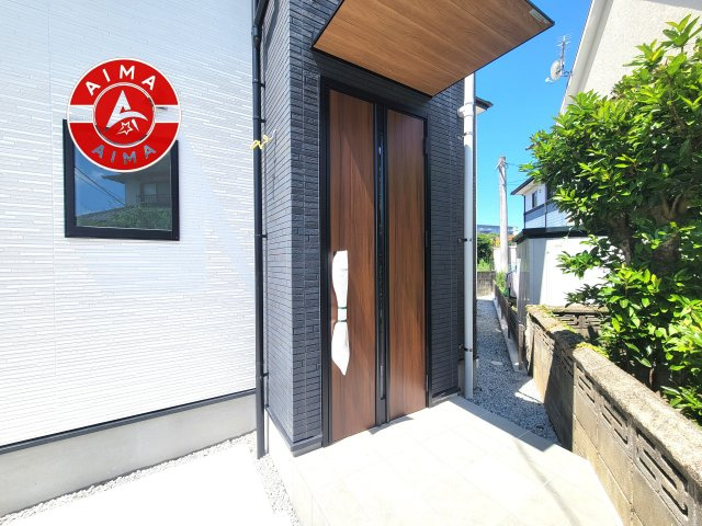 糟屋郡志免町南里3丁目第1-1棟（1号棟）の玄関|おでかけの時も帰った時も、「我が家」を最初に感じでもらえる素敵な空間に。
