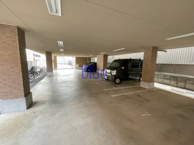 【駐車場】 | ウッドパレス駒岡