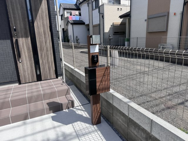 市川市国分１丁目新築戸建の防犯設備|インターホン・ポスト
