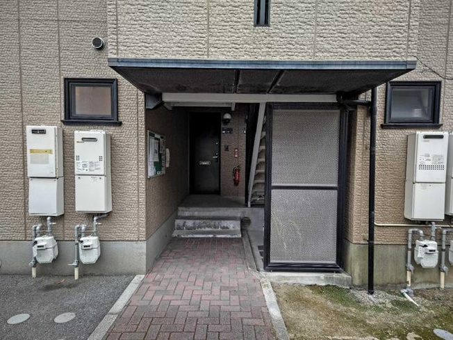 【玄関】 | ハイカムール鴨川　B棟