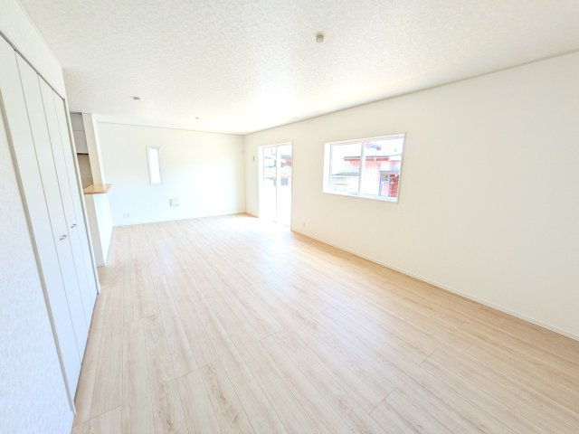 東海村村松　第4　新築戸建て　の居間・リビング