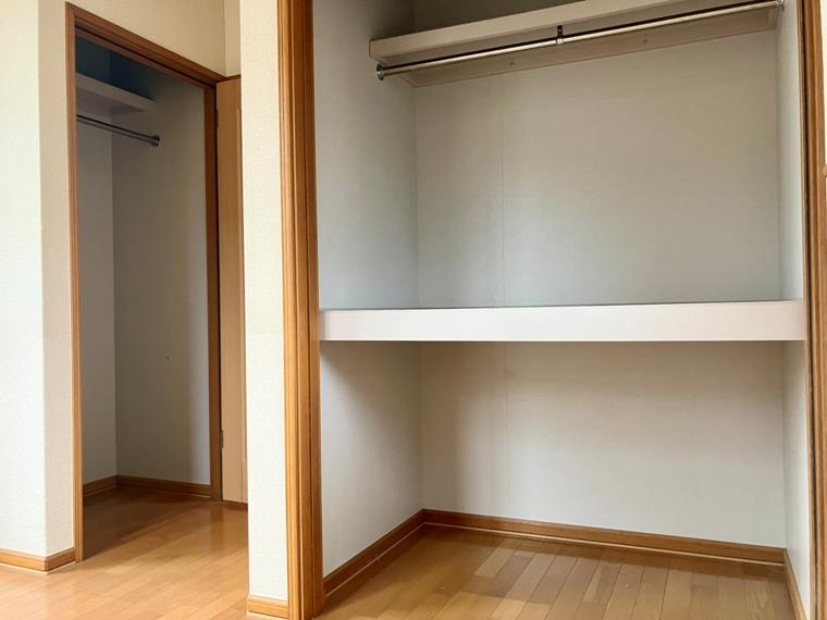 図師町戸建の収納