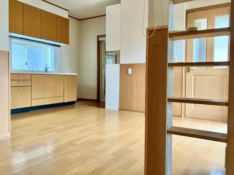 図師町戸建の居間・リビング