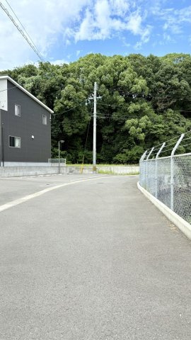 太宰府市坂本3丁目　売り土地の前面道路含む現地写真|前面道路含む現地写真です