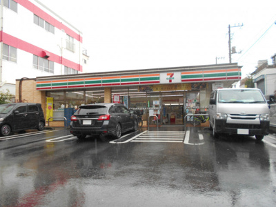 セブン－イレブン 板橋前野町３丁目店まで500ｍ