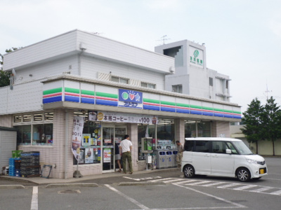 ローソン・スリーエフ 秦野曽屋店まで３００ｍ