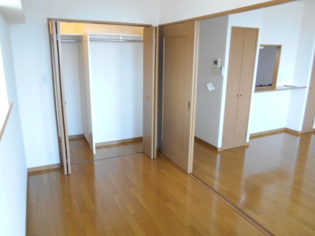 【居間・リビング】 | クリエート日赤通りⅡ