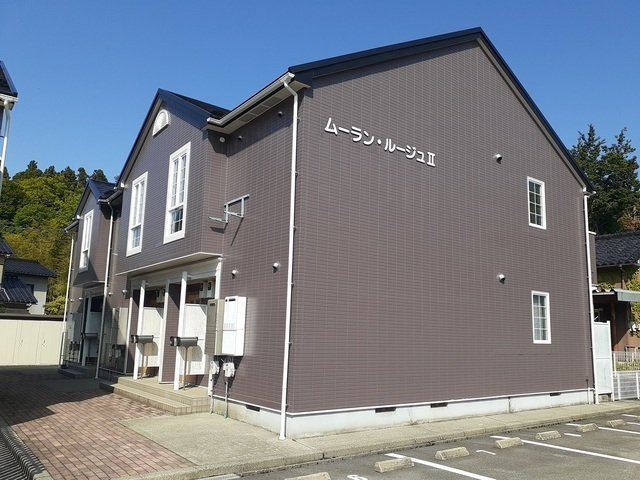 ムーラン・ルージュⅡの外観|外観は落ち着いています