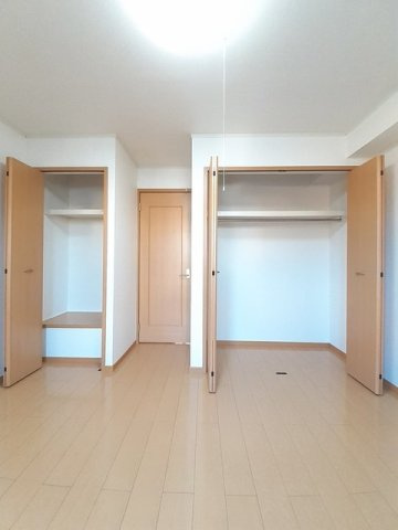 クロンドールⅡの収納|小物を収納するのに便利です