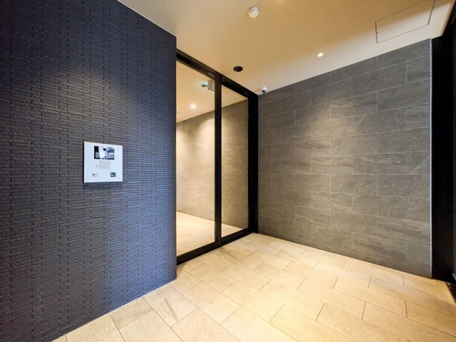 【ロビー】 | YAKUIN SQUARE