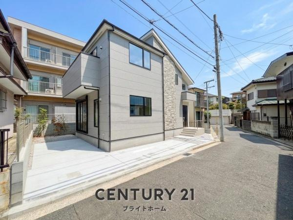 横浜市鶴見区梶山１丁目の新築一戸建の前面道路含む現地写真|陽当りの良さ、住環境を現地にてご確認下さい！
周辺環境も合わせてご案内させていただきます！