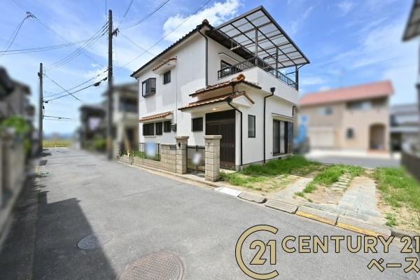 天理市平等坊町　一戸建の前面道路含む現地写真