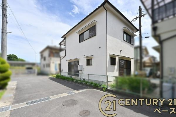 天理市平等坊町　一戸建の前面道路含む現地写真