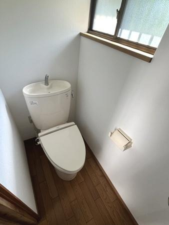 香芝市関屋北７丁目　一戸建のトイレ|■現地撮影写真■