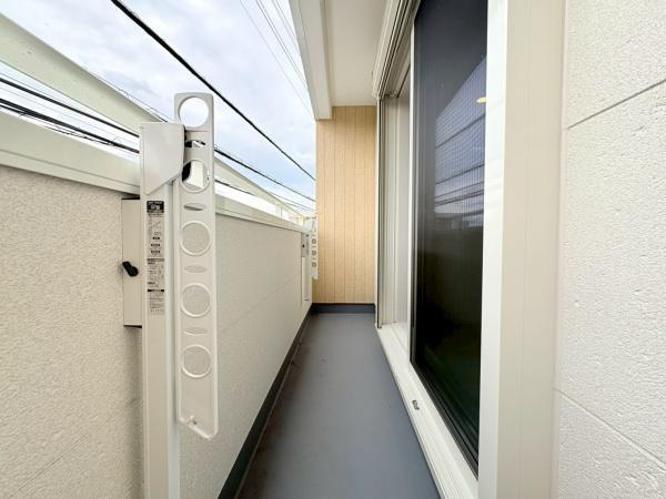 川崎市高津区久末の新築一戸建のバルコニー|２階リビングに面しているバルコニーです！