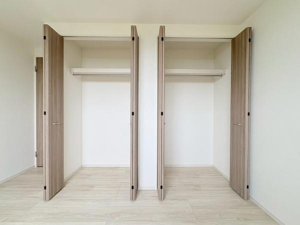 川崎市高津区久末の新築一戸建の収納|全部屋に収納スペースがあります！ご家族の大切な物も保管ができ安心です！