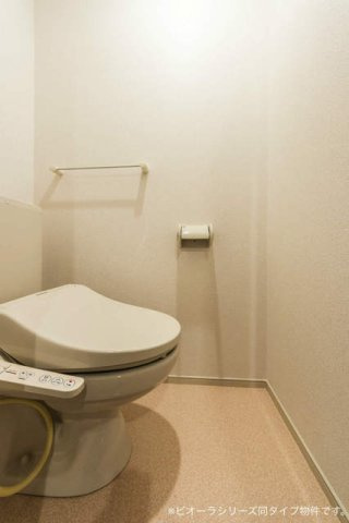 アン・プラージュⅤのトイレ