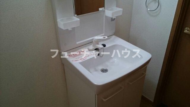 クレストール１０３７Ｃの洗面所|スペースが確保できる洗面所です