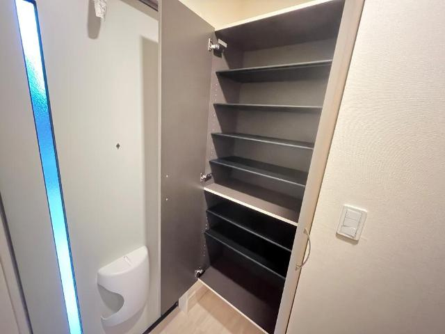 仮）大塚町字新堂 新築アパートの収納|下駄箱（イメージ）