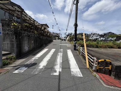 【前面道路含む現地写真】 | 屋敷町更地