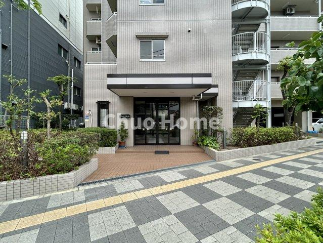 東急ドエル・アルス向島のエントランス|【エントランス】マンションのエントランスは、その物件の印象を決める、顔とも言える場所です。毎日通る場所ですからきれいなのが一番です。