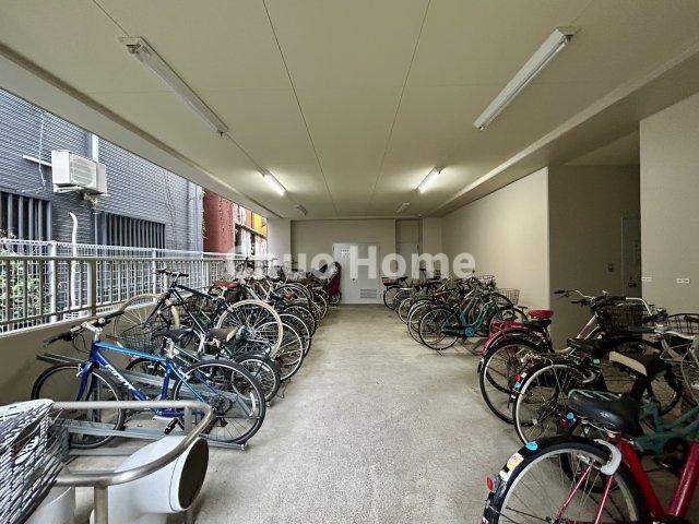 東急ドエル・アルス向島の駐輪場|【自転車置き場】最新の空き状況や費用などの詳細は担当スタッフまでお問い合わせください。