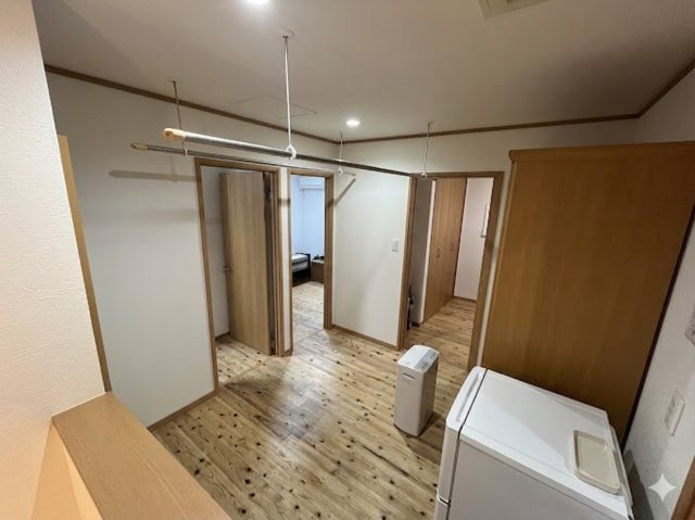 上福元町戸建ての洗面所|※AIで家具等を一部編集しております。