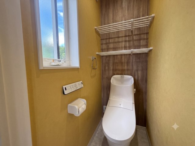 中山町戸建てのトイレ|二階トイレです。
