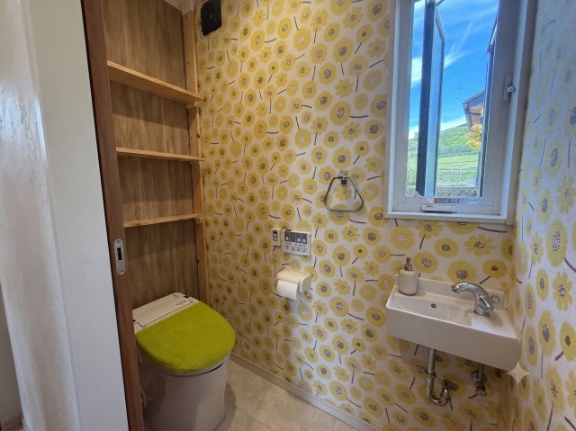 中山町戸建てのトイレ|一階トイレです。