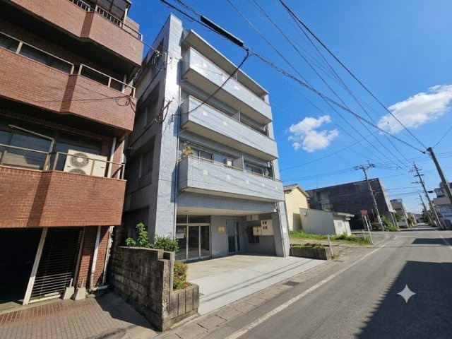 クラウンプラザの外観|おしゃれな外観です