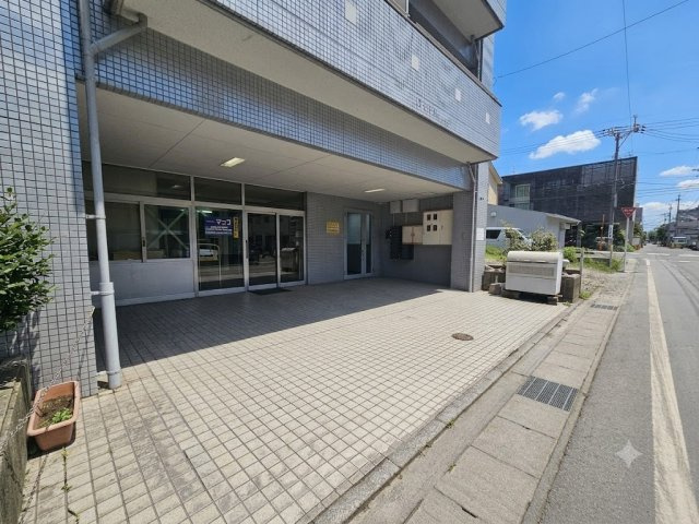 クラウンプラザの駐車場