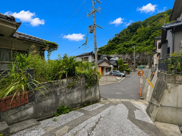 鹿児島市宇宿６丁目の売地の前面道路含む現地写真
