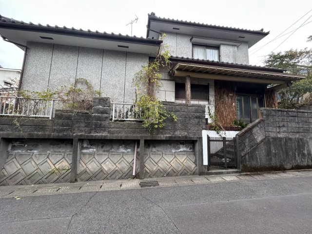 鹿児島県鹿児島市玉里団地２丁目32-8の外観