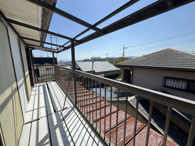 西紫原町中古リノベ素材にのバルコニー|陽当たり良好なバルコニーです