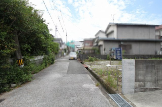 城山町　新築戸建の前面道路含む現地写真|北側　幅4.0ｍ私道　接面　8.9ｍ　　