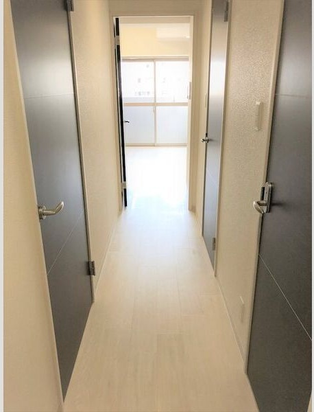 ルノンドームAの玄関