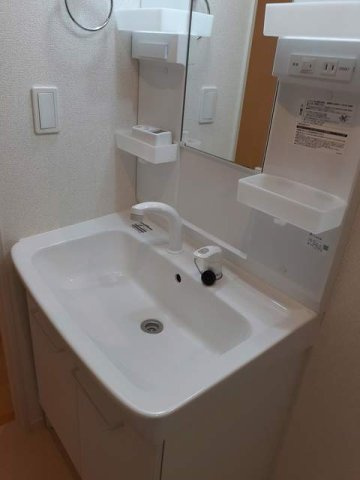 グランドソレーユⅢの洗面所