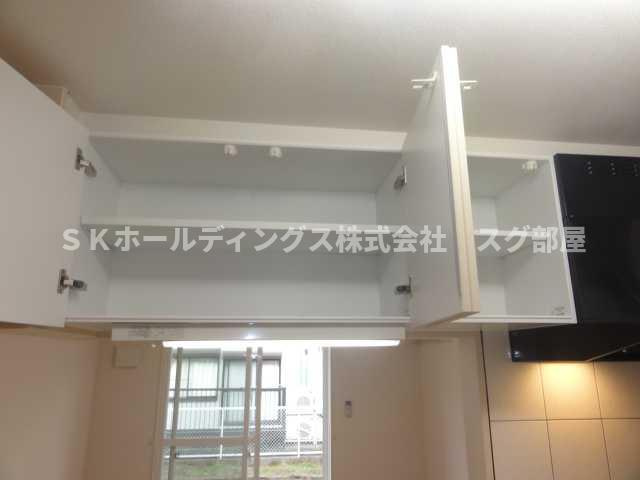 明倫館のキッチン|キッチン吊戸棚