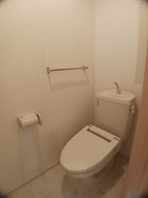 【トイレ】 | グリーンジュネス | コンパクトで使いやすいトイレです