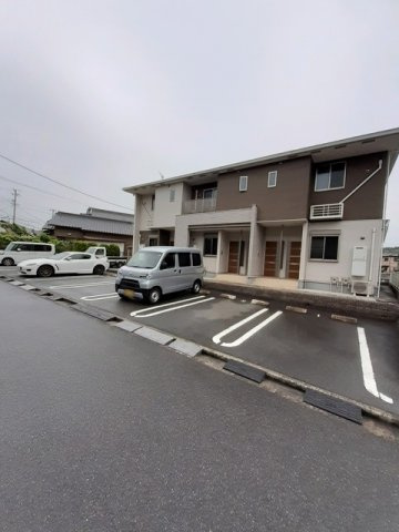 【駐車場】 | グランディール藤川 | 駐車場完備です