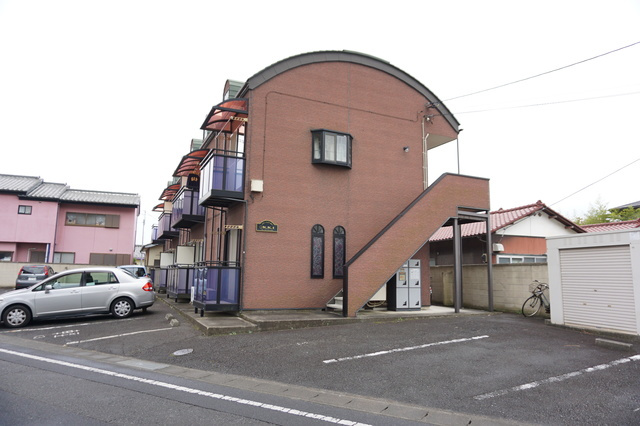 シティーハイツ　ポピーのエントランス|建物の内部です