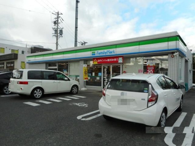 【周辺】 | パークサイドこじま | ファミリーマート 岡崎美合店まで800m