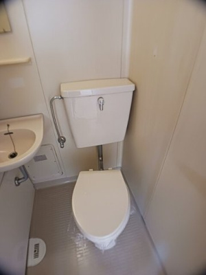 【トイレ】 | パークサイドこじま | 清潔感のあるトイレです