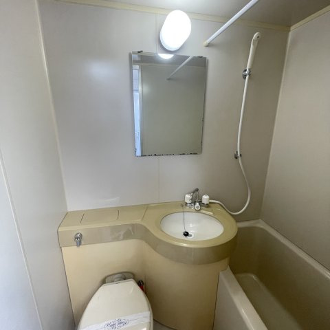学）ハイツ六本木の洗面所