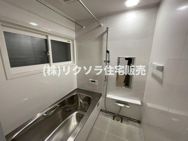 寿町　中古一戸建ての浴室|浴室乾燥機付き
■物件内覧・資金計画相談・住宅ローン相談、リフォーム相談、お問合せ受付中■
※当日・翌日のご内覧、ご相談はお電話でのお問合せがスムーズです！